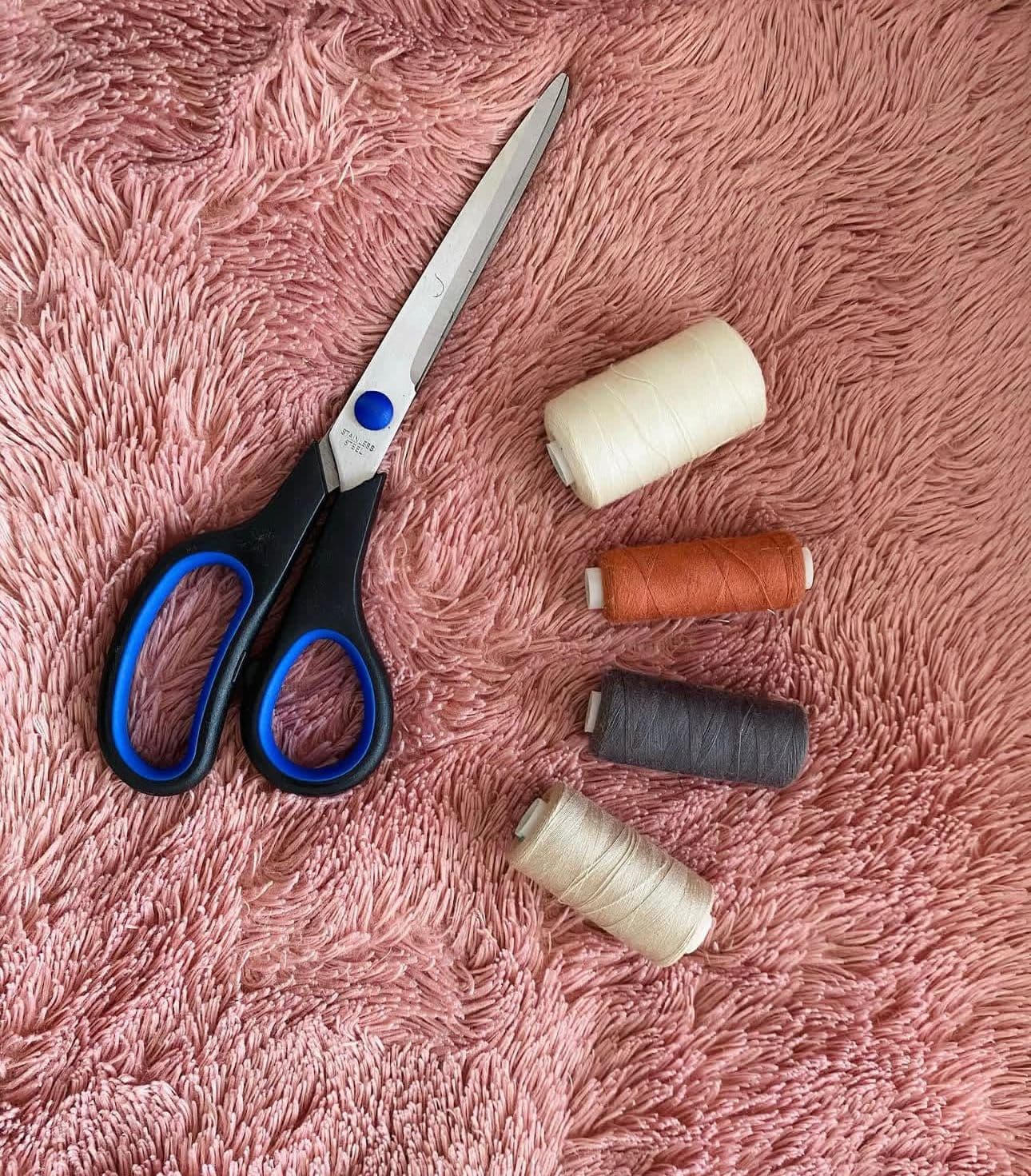 Crafting tools on pink fur